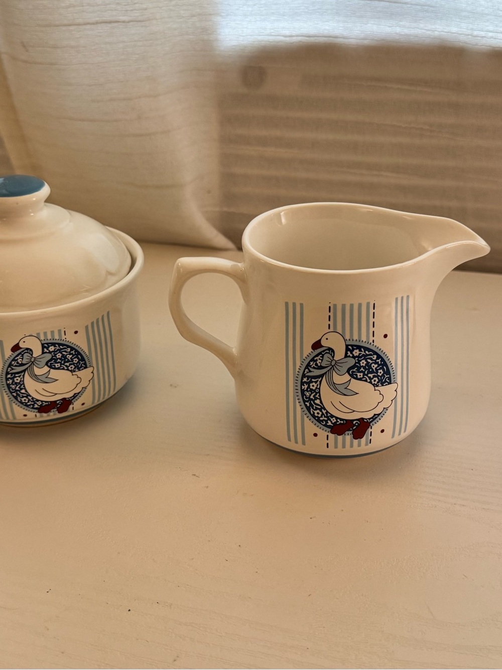 Cream Ceramic Duck Creamer - Decorative Home Art